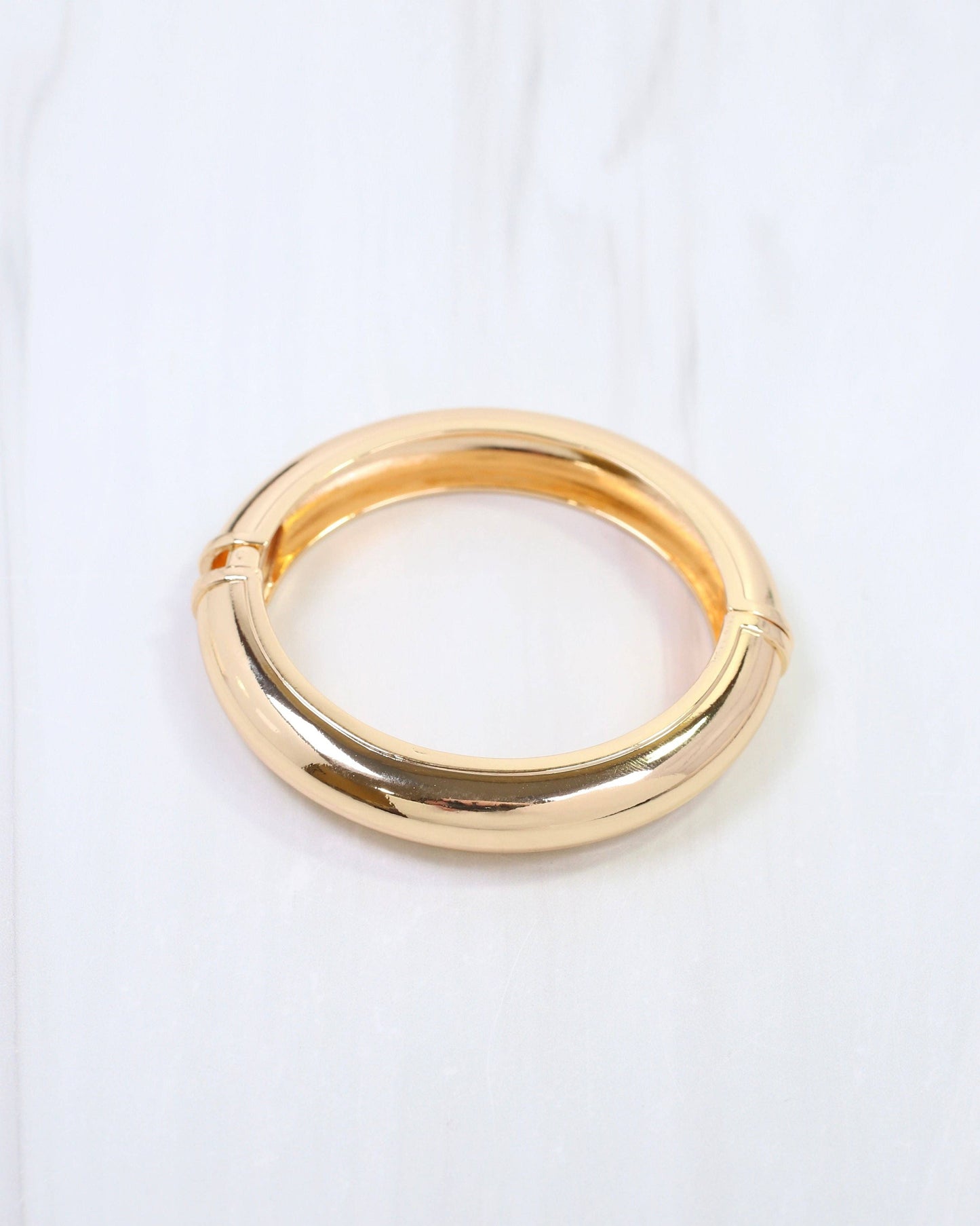 Austyn Round Hinge Bangle Bracelet Gold