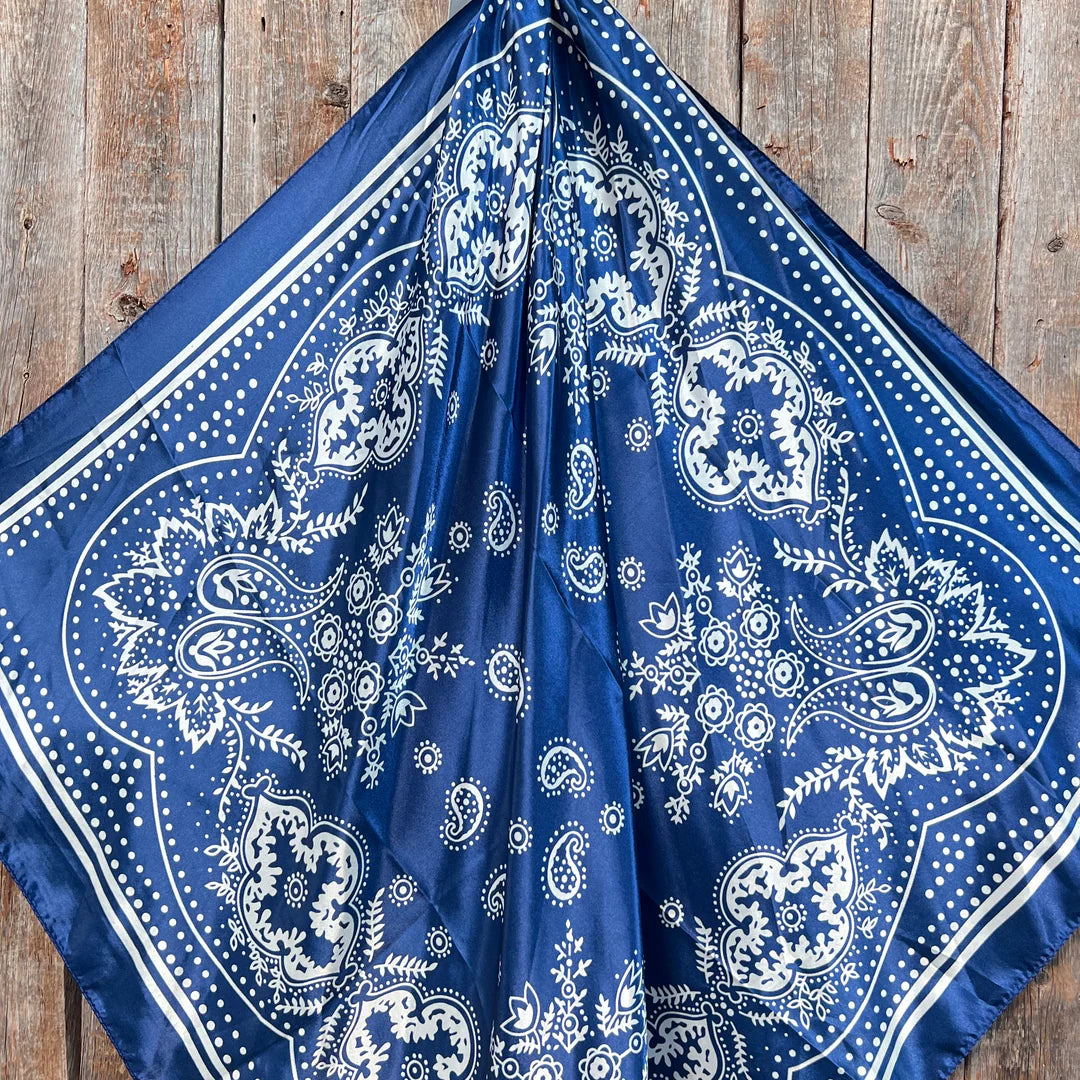 Navy & White Wild Rag