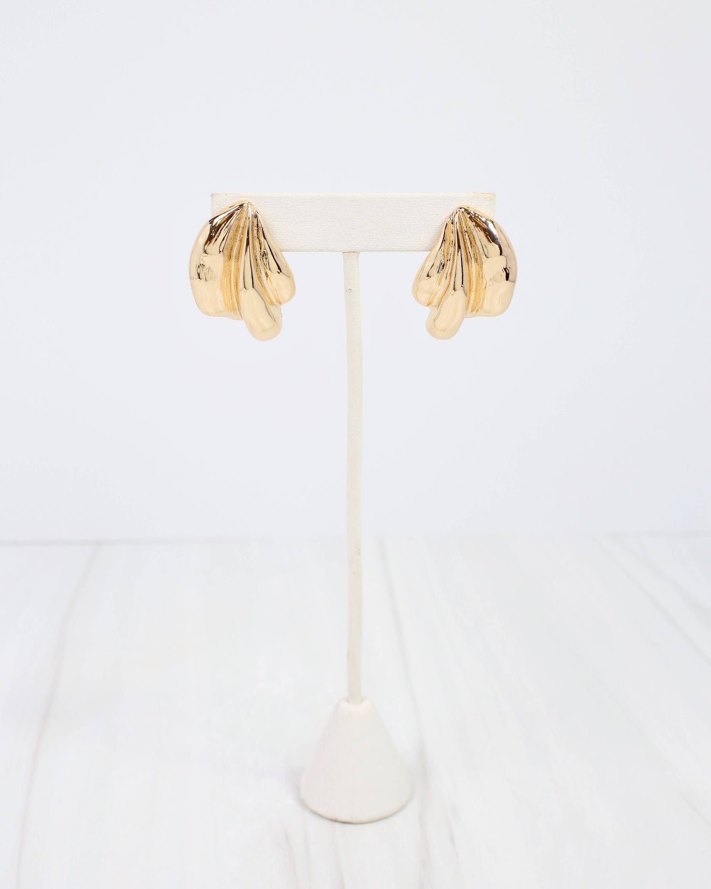 Halifax Textured Wave Drop Earring WR GOLD