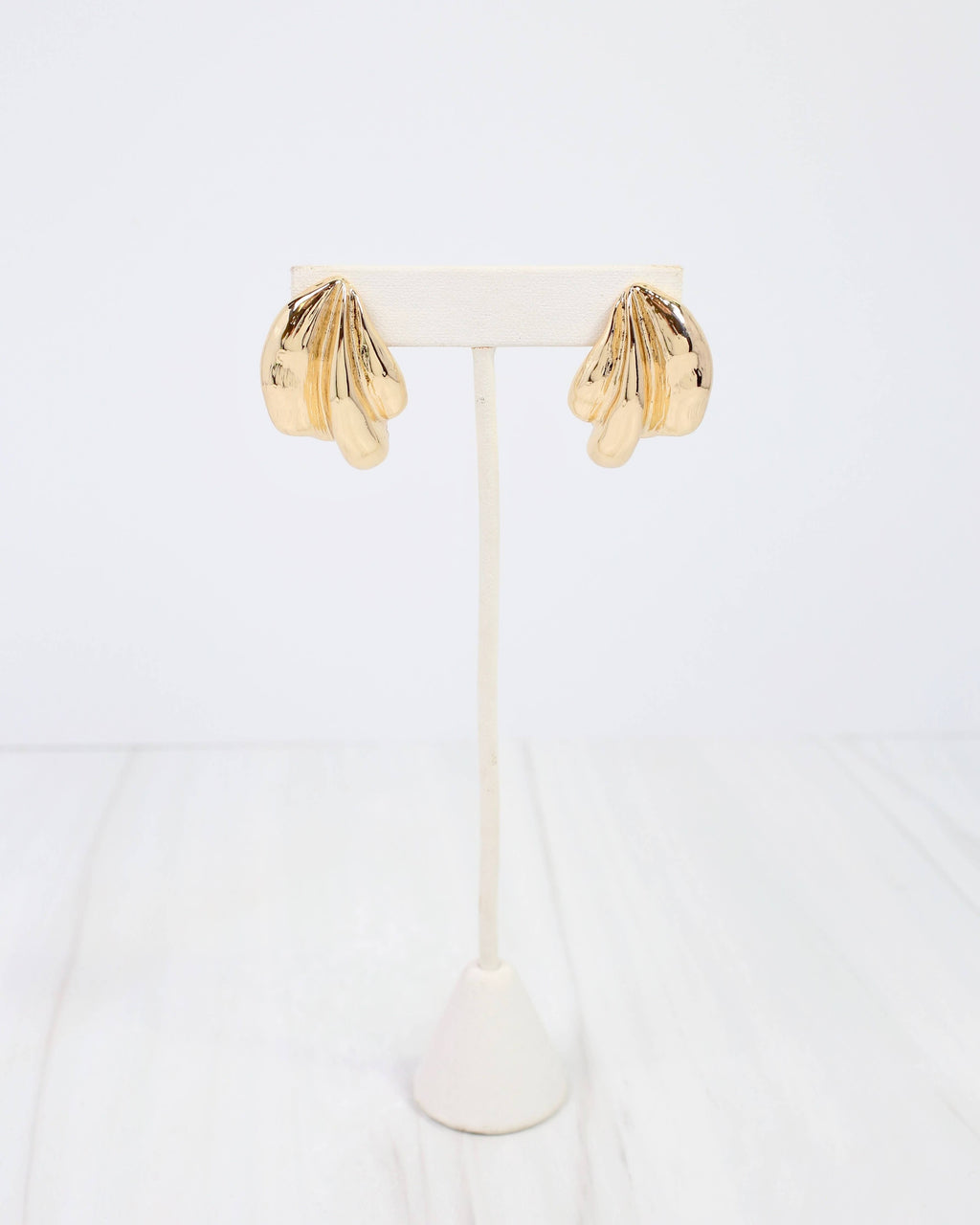 Halifax Textured Wave Drop Earring WR GOLD