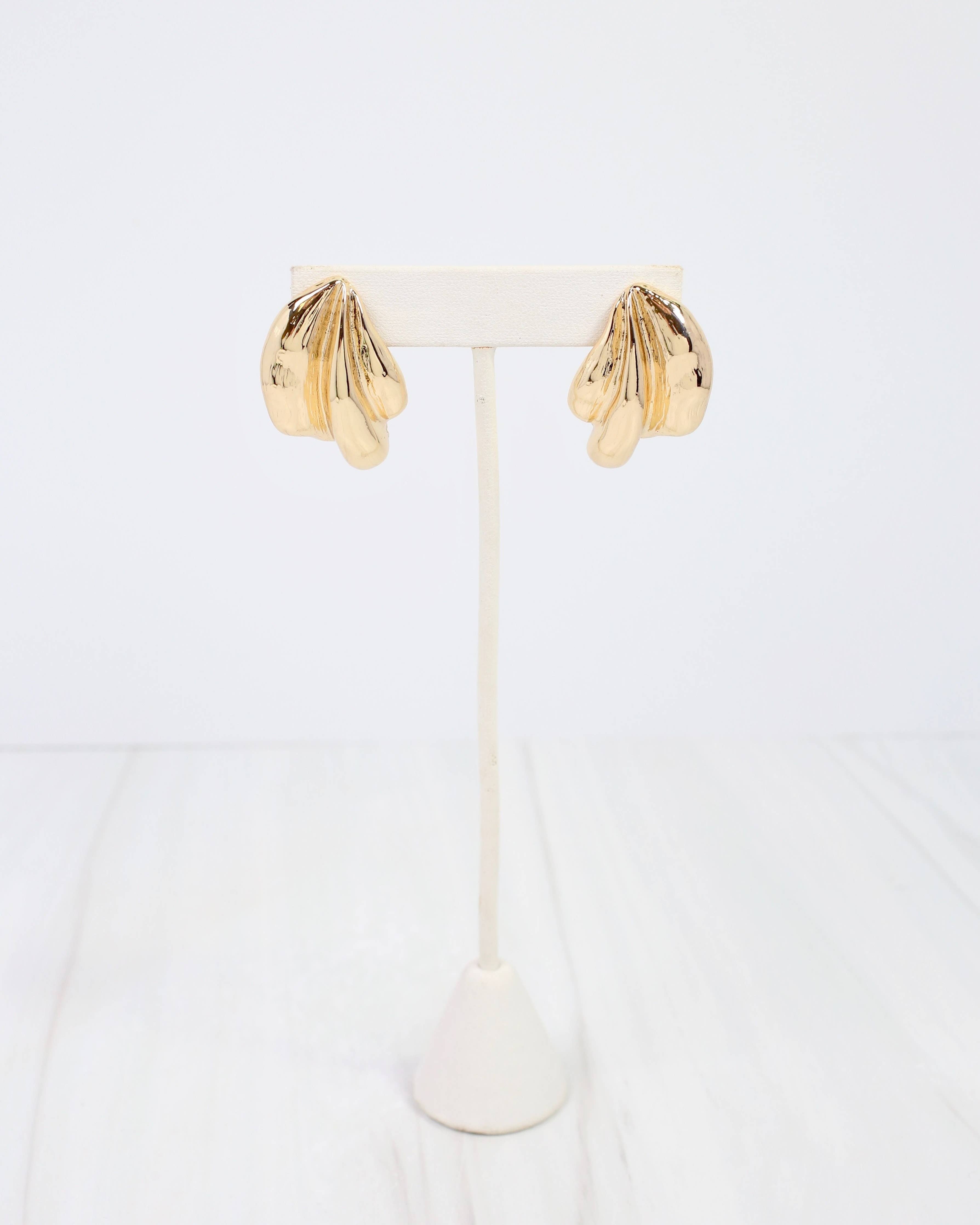 Halifax Textured Wave Drop Earring WR GOLD